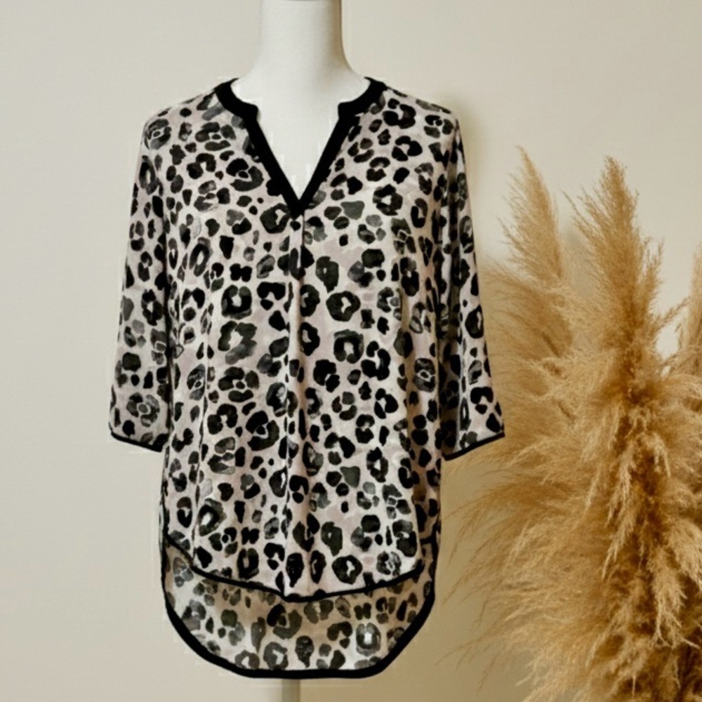 Dynamite| Blush Animal Print Top with Black Accents & 3/4 Zipper Sleeves Sz M